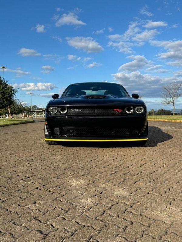 DODGE CHALLENGER 6.4 SRT8 HEMI V8 16V 2019/2019 DL MOTORS LAJEADO / Carros no Vale