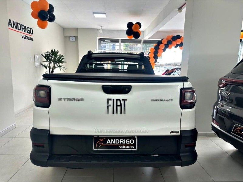 FIAT STRADA 1.4 ENDURANCE PLUS CS 8V 2022/2023 ANDRIGO VEÍCULOS CAXIAS DO SUL / Carros no Vale