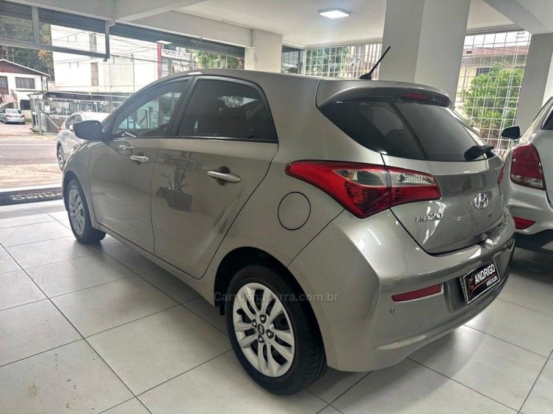 HYUNDAI HB20 1.6 COMFORT PLUS 16V 2018/2018 ANDRIGO VEÍCULOS CAXIAS DO SUL / Carros no Vale