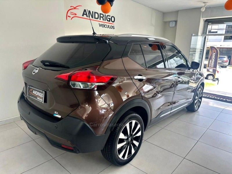 NISSAN KICKS 1.6 16V SL PACK PLUS XTRONIC 2017/2018 ANDRIGO VEÍCULOS CAXIAS DO SUL / Carros no Vale