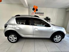 RENAULT SANDERO 1.6 STEPWAY SCE 16V 2018/2019 ANDRIGO VEÍCULOS CAXIAS DO SUL / Carros no Vale