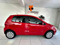 VOLKSWAGEN FOX 1.0 MI TREND 8V 2013/2014 ANDRIGO VEÍCULOS CAXIAS DO SUL / Carros no Vale