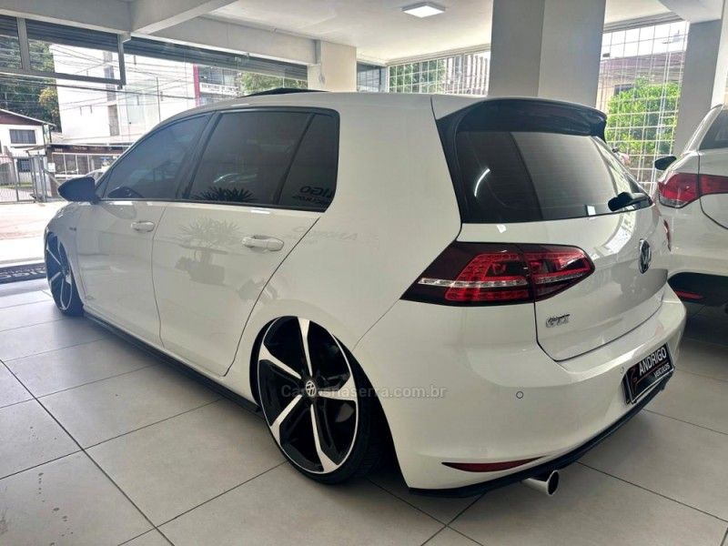 VOLKSWAGEN GOLF 2.0 TSI GTI 16V TURBO 2016/2016 ANDRIGO VEÍCULOS CAXIAS DO SUL / Carros no Vale