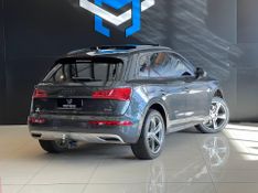 Audi Q5 Ambition 2.0 TFSI Quattro S Tronic 2018/2018 CONCEPT MOTORS PASSO FUNDO / Carros no Vale