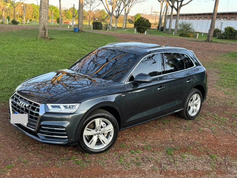 Audi Q5 S-Line 2.0 TFSI Quattro S-tronic 2019/2020 CONCEPT MOTORS PASSO FUNDO / Carros no Vale