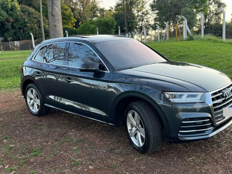 Audi Q5 S-Line 2.0 TFSI Quattro S-tronic 2019/2020 CONCEPT MOTORS PASSO FUNDO / Carros no Vale