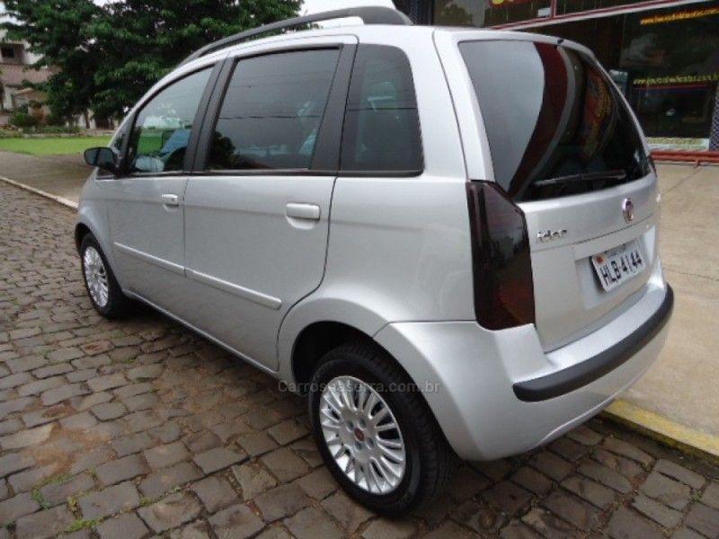 FIAT IDEA 1.4 MPI FIRE ELX 8V 2010/2010 BOURSCHEID CARROS E MOTOS SANTA CLARA DO SUL / Carros no Vale