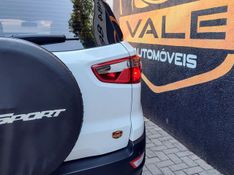 Ford EcoSport SE 1.5 12V Mec. 2018/2019 VALE AUTOMÓVEIS LAJEADO / Carros no Vale