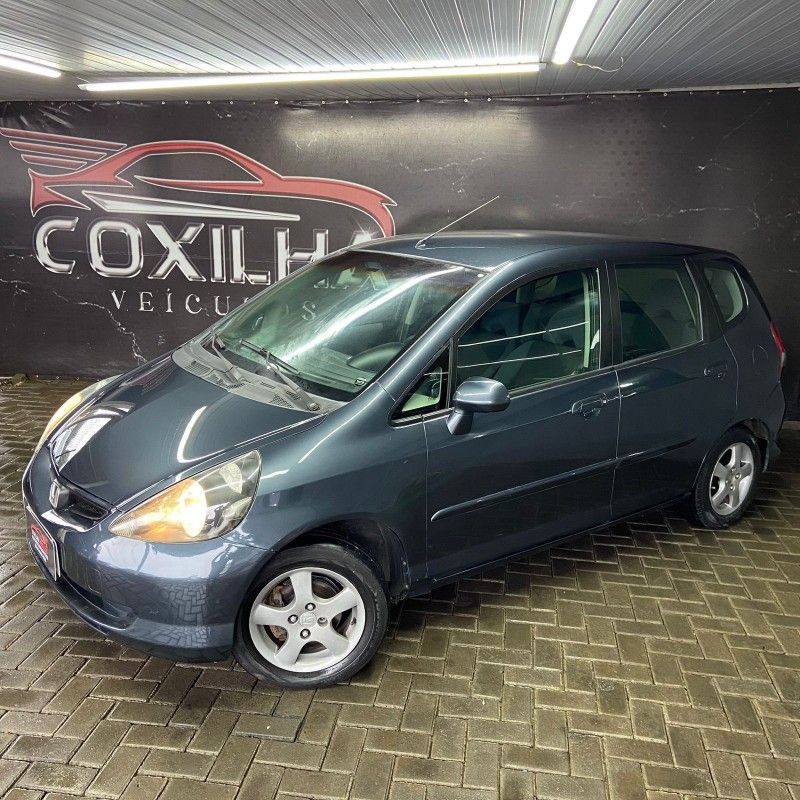 Honda FIT LXL 1.4 2006/2006 SÉRGIO VEÍCULOS TEUTÔNIA / Carros no Vale