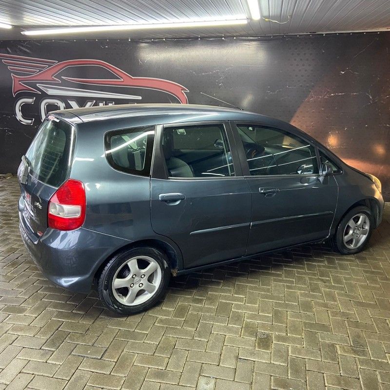 Honda FIT LXL 1.4 2006/2006 SÉRGIO VEÍCULOS TEUTÔNIA / Carros no Vale