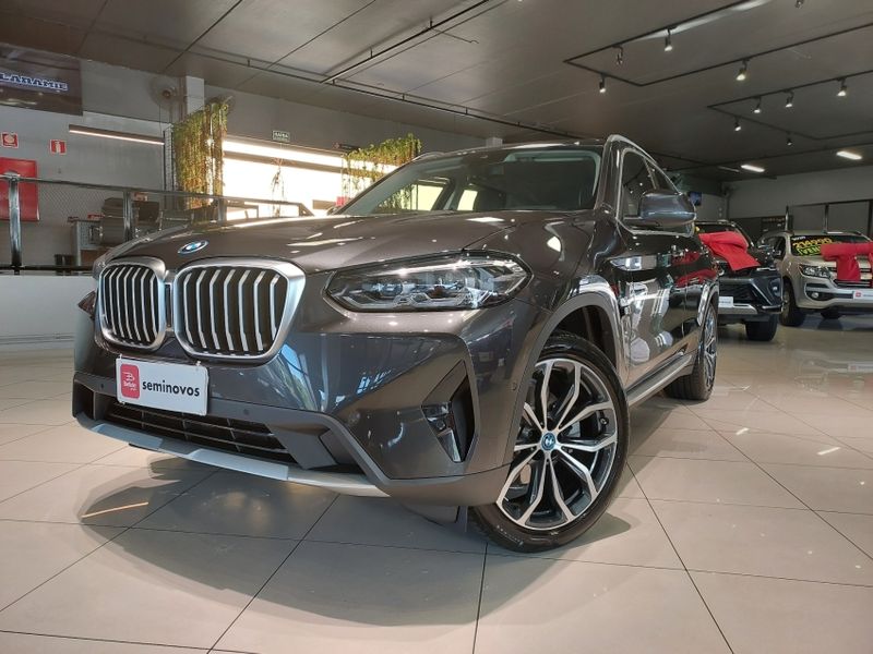 BMW X3 2.0 16V HÍBRIDO X LINE XDRIVE30E STEPTRONIC 2022/2023 BETIOLO NOVOS E SEMINOVOS LAJEADO / Carros no Vale