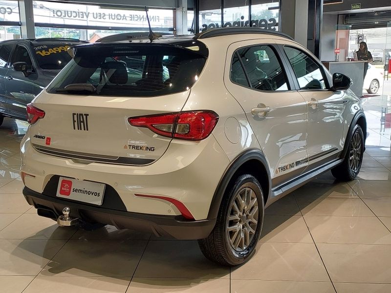 Fiat ARGO 1.3 FIREFLY FLEX TREKKING MANUAL 2019/2020 BETIOLO NOVOS E SEMINOVOS LAJEADO / Carros no Vale