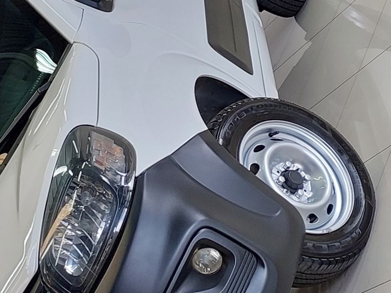 Fiat FIORINO 1.4 MPI FURGÃO ENDURANCE 8V FLEX 2P MANUAL 2022/2023 BETIOLO NOVOS E SEMINOVOS LAJEADO / Carros no Vale