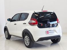 Fiat MOBI 1.0 EVO FLEX LIKE MANUAL 2023/2024 BETIOLO NOVOS E SEMINOVOS LAJEADO / Carros no Vale