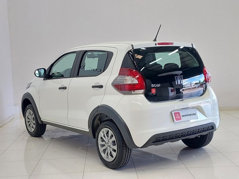 Fiat MOBI 1.0 EVO FLEX LIKE MANUAL 2022/2023 BETIOLO NOVOS E SEMINOVOS LAJEADO / Carros no Vale