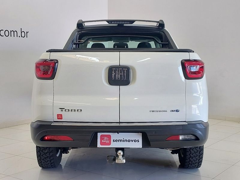 Fiat TORO 1.8 16V EVO FLEX FREEDOM AT6 2016/2017 BETIOLO NOVOS E SEMINOVOS LAJEADO / Carros no Vale