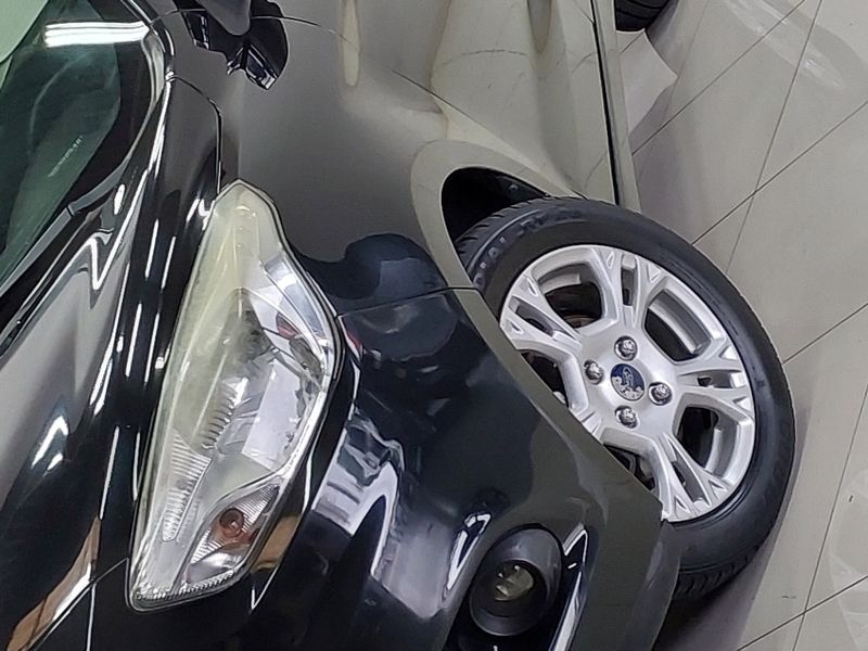 Ford KA + 1.0 TI-VCT FLEX SE PLUS MANUAL 2016/2017 BETIOLO NOVOS E SEMINOVOS LAJEADO / Carros no Vale