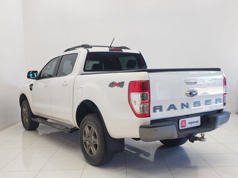 Ford RANGER 2.2 XLS 4X4 CD 16V DIESEL 4P AUTOMÁTICO 2020/2020 BETIOLO NOVOS E SEMINOVOS LAJEADO / Carros no Vale