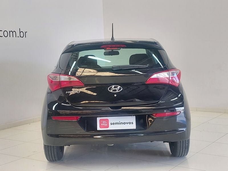 Hyundai HB20 1.0 COMFORT PLUS 12V FLEX 4P MANUAL 2016/2016 BETIOLO NOVOS E SEMINOVOS LAJEADO / Carros no Vale