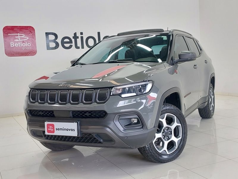 JEEP COMPASS 2.0 TD350 TURBO DIESEL TRAILHAWK AT9 2022/2022 BETIOLO NOVOS E SEMINOVOS LAJEADO / Carros no Vale