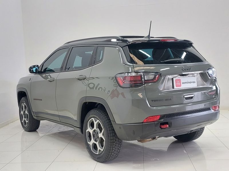 JEEP COMPASS 2.0 TD350 TURBO DIESEL TRAILHAWK AT9 2022/2022 BETIOLO NOVOS E SEMINOVOS LAJEADO / Carros no Vale