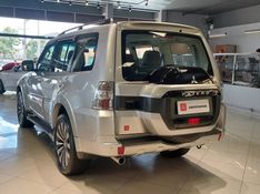 Mitsubishi PAJERO 3.2 HPE 4X4 7 LUGARES 16V TURBO INTERCOOLER DIESEL 4P AUTOMÁTICO 2018/2019 BETIOLO NOVOS E SEMINOVOS LAJEADO / Carros no Vale