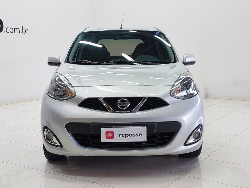 Nissan MARCH 1.0 SV 12V FLEX 4P MANUAL 2017/2017 BETIOLO NOVOS E SEMINOVOS LAJEADO / Carros no Vale