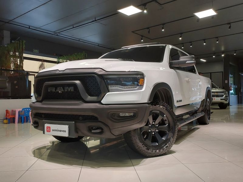 Ram 1500 5.7 V8 GASOLINA REBEL CD 4X4 AUTOMÁTICO 2022/2022 BETIOLO NOVOS E SEMINOVOS LAJEADO / Carros no Vale