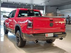 Ram 1500 5.7 V8 GASOLINA REBEL CD 4X4 AUTOMÁTICO 2022/2022 BETIOLO NOVOS E SEMINOVOS LAJEADO / Carros no Vale