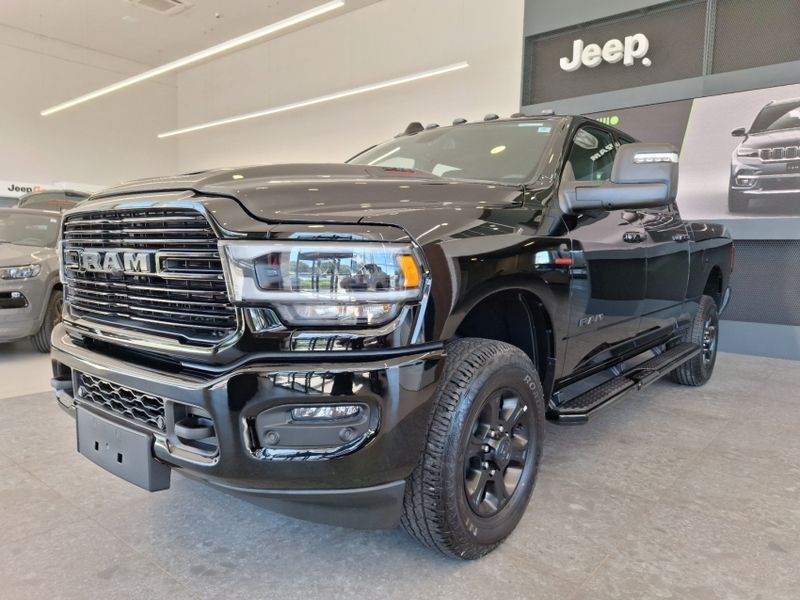 Ram 2500 6.7 I6 TURBO DIESEL LARAMIE NIGHT EDITION CD 4X4 AUTOMÁTICO 2024/2024 BETIOLO NOVOS E SEMINOVOS LAJEADO / Carros no Vale