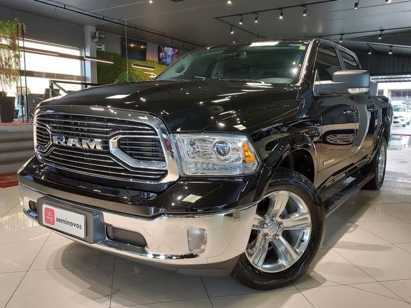 Ram CLASSIC 5.7 V8 GASOLINA LARAMIE CD 4X4 AUTOMÁTICO 2023/2023 BETIOLO NOVOS E SEMINOVOS LAJEADO / Carros no Vale