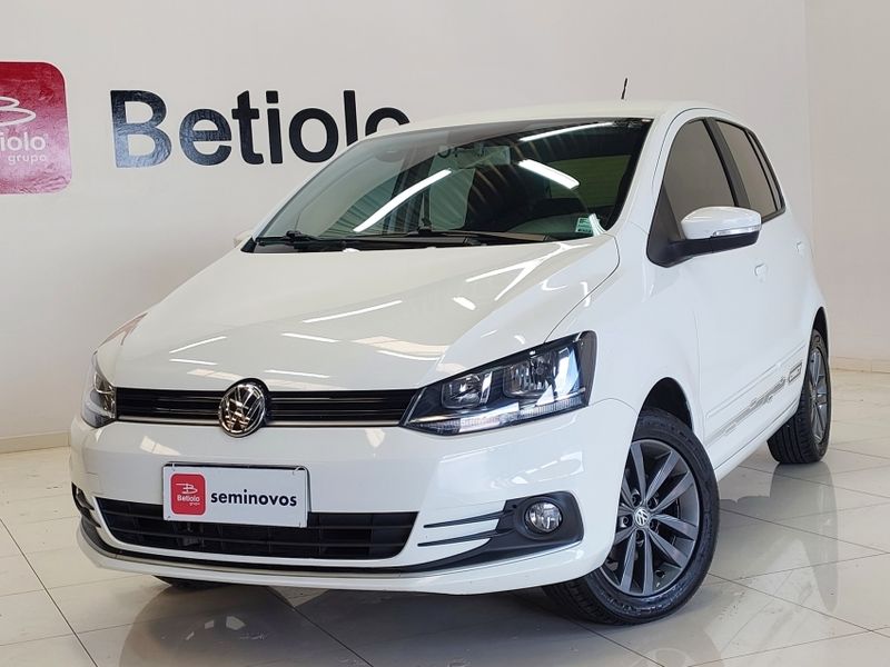 Volkswagen FOX 1.6 MSI TOTAL FLEX CONNECT 4P I-MOTION 2018/2019 BETIOLO NOVOS E SEMINOVOS LAJEADO / Carros no Vale