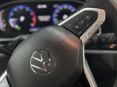 Volkswagen NIVUS 1.0 200 TSI TOTAL FLEX HIGHLINE AUTOMÁTICO 2023/2023 BETIOLO NOVOS E SEMINOVOS LAJEADO / Carros no Vale