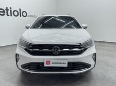 Volkswagen NIVUS 1.0 200 TSI TOTAL FLEX HIGHLINE AUTOMÁTICO 2023/2023 BETIOLO NOVOS E SEMINOVOS LAJEADO / Carros no Vale