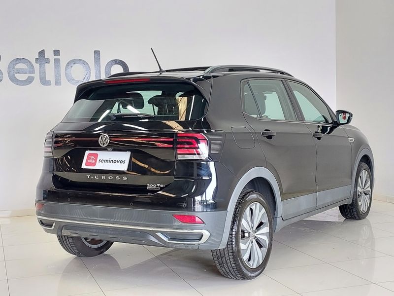 Volkswagen T-CROSS 1.0 200 TSI TOTAL FLEX COMFORTLINE AUTOMÁTICO 2019/2020 BETIOLO NOVOS E SEMINOVOS LAJEADO / Carros no Vale