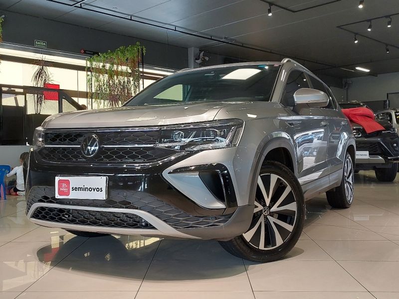 Volkswagen TAOS 1.4 250 TSI TOTAL FLEX HIGHLINE AUTOMÁTICO 2022/2022 BETIOLO NOVOS E SEMINOVOS LAJEADO / Carros no Vale