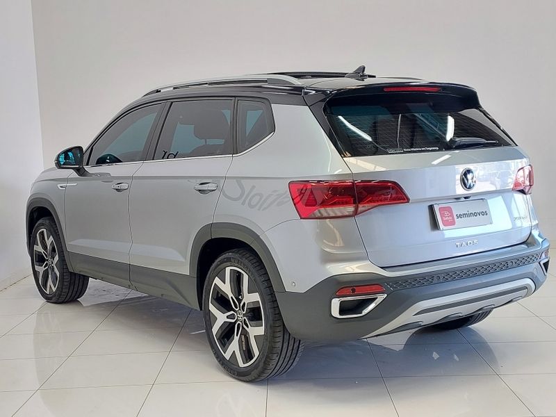 Volkswagen TAOS 1.4 250 TSI TOTAL FLEX HIGHLINE AUTOMÁTICO 2023/2023 BETIOLO NOVOS E SEMINOVOS LAJEADO / Carros no Vale