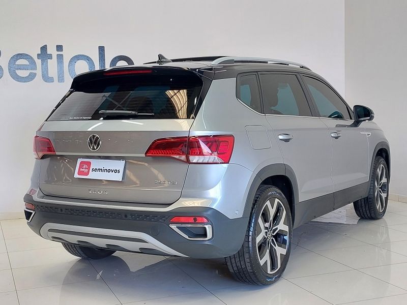 Volkswagen TAOS 1.4 250 TSI TOTAL FLEX HIGHLINE AUTOMÁTICO 2023/2023 BETIOLO NOVOS E SEMINOVOS LAJEADO / Carros no Vale