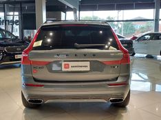 Volvo XC60 2.0 T5 GASOLINA R-DESIGN AWD GEARTRONIC 2017/2018 BETIOLO NOVOS E SEMINOVOS LAJEADO / Carros no Vale