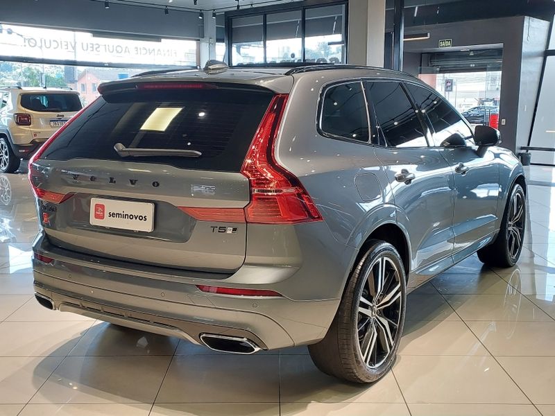 Volvo XC60 2.0 T5 GASOLINA R-DESIGN AWD GEARTRONIC 2017/2018 BETIOLO NOVOS E SEMINOVOS LAJEADO / Carros no Vale