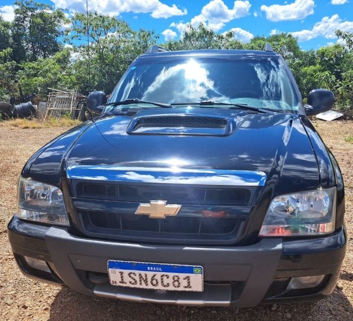 Chevrolet S10 2.8 EXECUTIVE 4X4 CD 12V TURBO ELECTRONIC INTERCOOLER DIESEL 4P MANUAL 2011/2011 CAMINHÕES & CAMIONETAS PASSO FUNDO / Carros no Vale