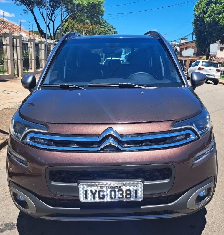 Citroen AIRCROSS 1.6 VTI 120 FLEX SHINE EAT6 2017/2018 CAMINHÕES & CAMIONETAS PASSO FUNDO / Carros no Vale