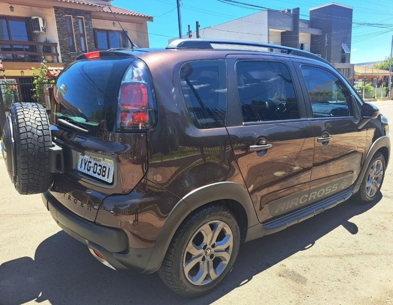 Citroen AIRCROSS 1.6 VTI 120 FLEX SHINE EAT6 2017/2018 CAMINHÕES & CAMIONETAS PASSO FUNDO / Carros no Vale