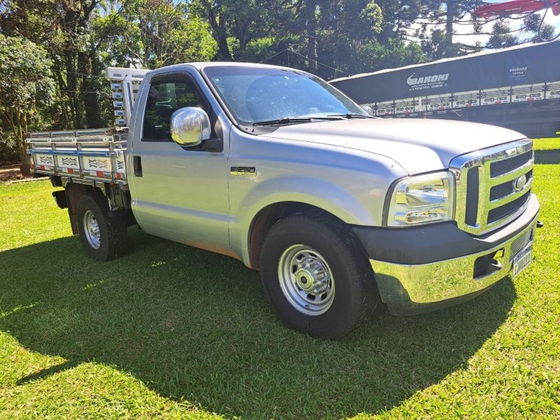 Ford F-250 4.2 XL 4X2 CS TURBO INTERCOOLER DIESEL 2P MANUAL 2001/2001 CAMINHÕES & CAMIONETAS PASSO FUNDO / Carros no Vale