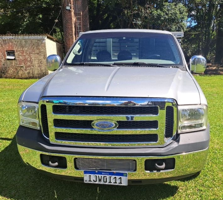 Ford F-250 4.2 XL 4X2 CS TURBO INTERCOOLER DIESEL 2P MANUAL 2001/2001 CAMINHÕES & CAMIONETAS PASSO FUNDO / Carros no Vale