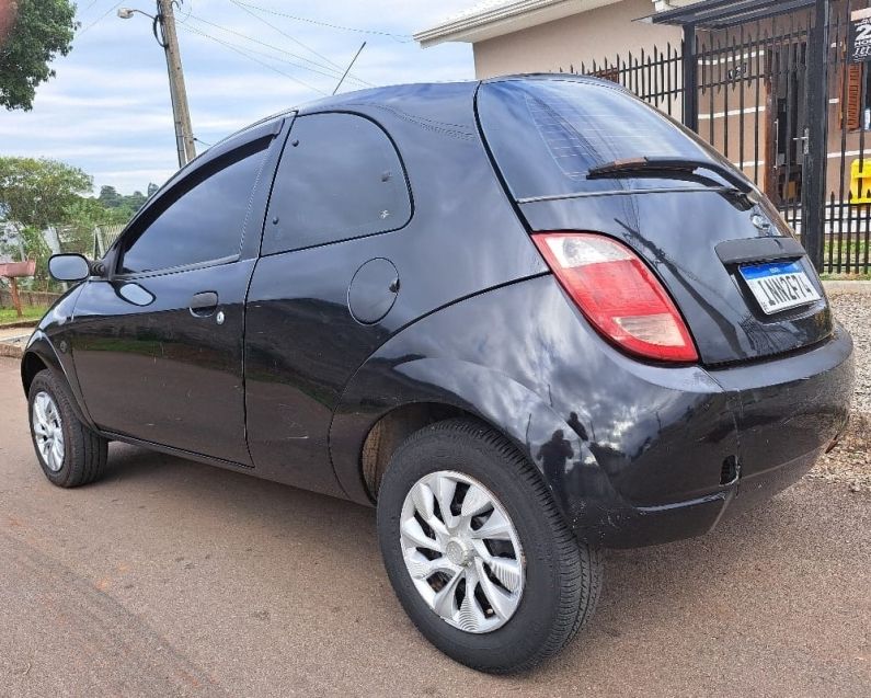 Ford KA 1.0 MPI GL 8V GASOLINA 2P MANUAL 2006/2007 CAMINHÕES & CAMIONETAS PASSO FUNDO / Carros no Vale