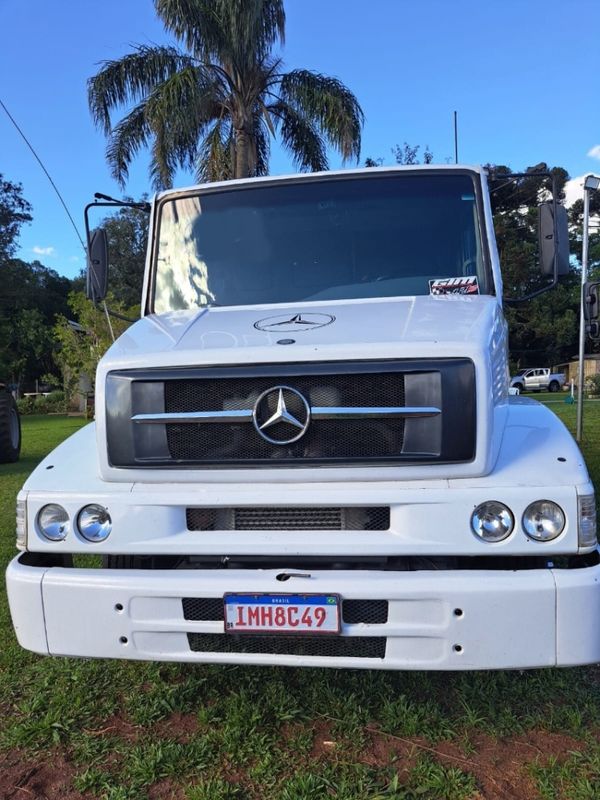 Mercedes-Benz 1620 L-1620 3-Eixos 2p Graneleira 2004/2004 CAMINHÕES & CAMIONETAS PASSO FUNDO / Carros no Vale