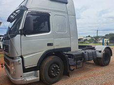 Volvo FM 370 4×2 2p 2010/2010 CAMINHÕES & CAMIONETAS PASSO FUNDO / Carros no Vale