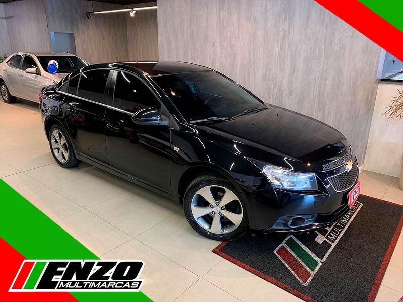 Chevrolet Cruze LT NB 2011/2012 ENZO MULTIMARCAS CAXIAS DO SUL / Carros no Vale