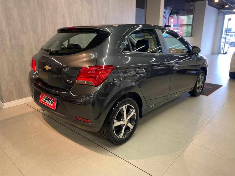 Chevrolet Onix 1.4AT LTZ 2018/2018 ENZO MULTIMARCAS CAXIAS DO SUL / Carros no Vale